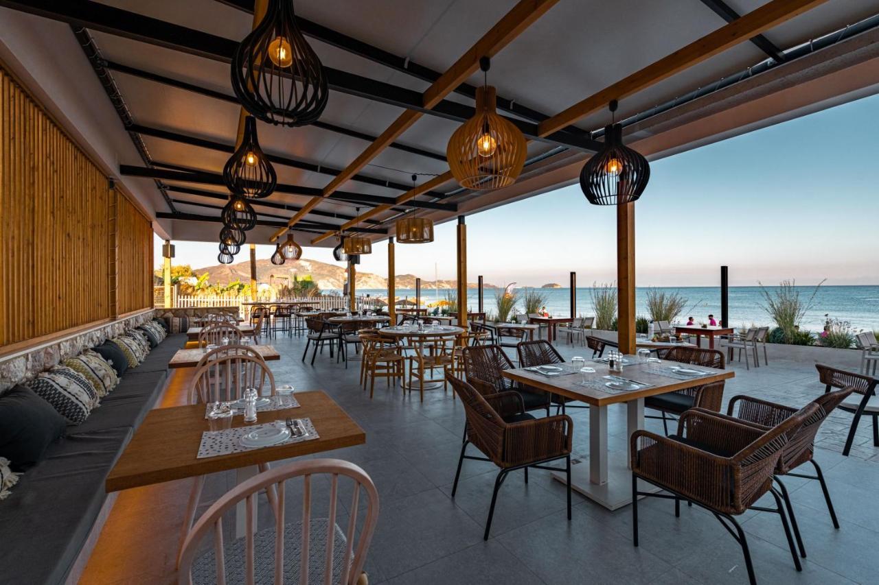 Horizon Apartments - Beachfront Luxury, By Zantewize Laganas Bagian luar foto