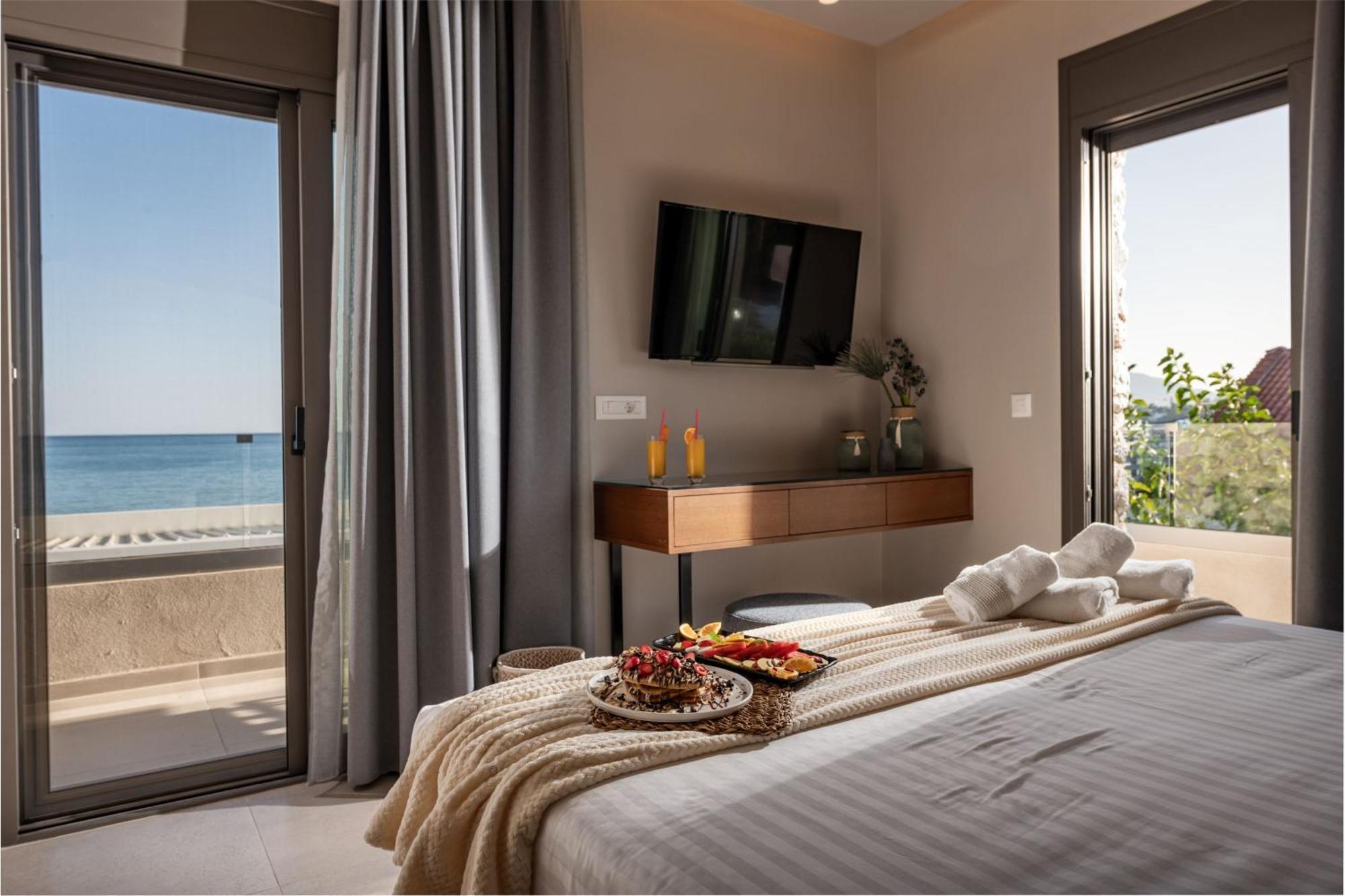 Horizon Apartments - Beachfront Luxury, By Zantewize Laganas Bagian luar foto